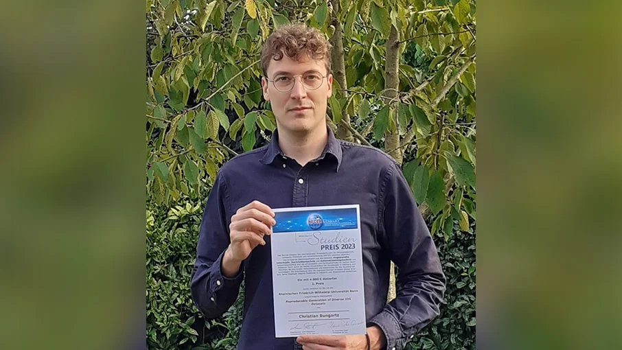 Ausgezeichnet: Christian Bungartz erhält AFCEA-Preis