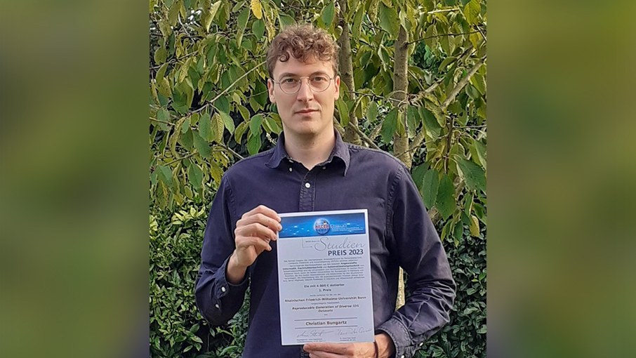 Ausgezeichnet: Christian Bungartz erhält AFCEA-Preis