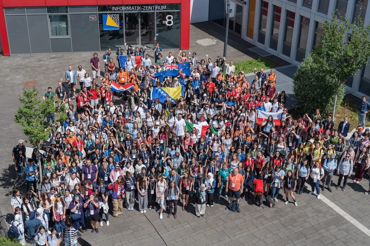 Über 200 Schülerinnen und 60 Delegationen besuchten das Informatik Zentrum Bonn während der EGOI 2025