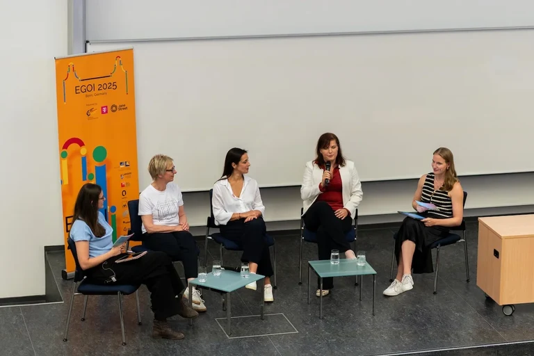 Paneldiskussion: "Why We Need More Diversity in IT"