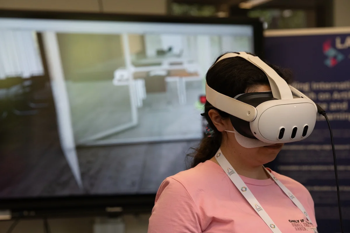 In numerous workshops, the students were given an insight into current research in Computer Science.