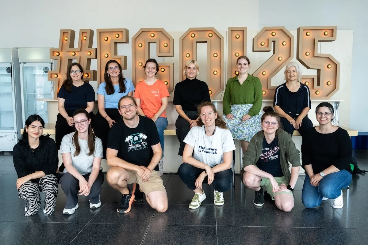 Special thanks to the many hard-working hands from Bonn's computer science department who made the opening possible!